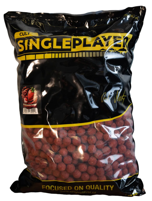 Singleplayer krmné boilie strawberry 10 kg - 20 mm