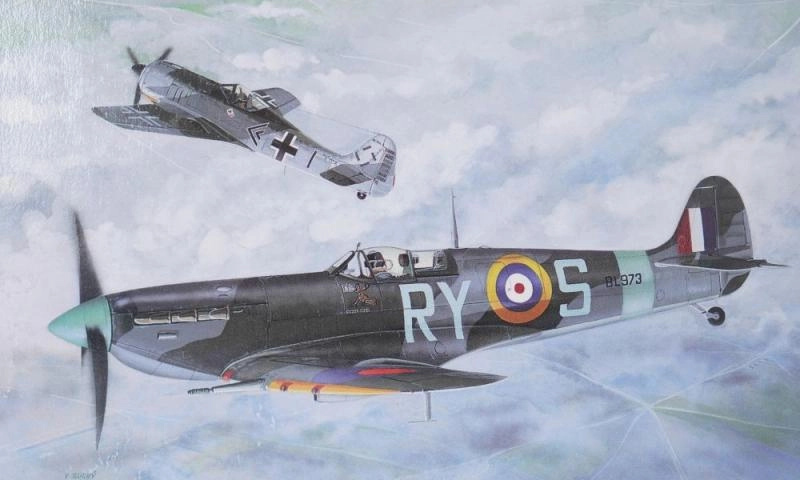 Model Supermarine Spitfire MK.VB 1:72