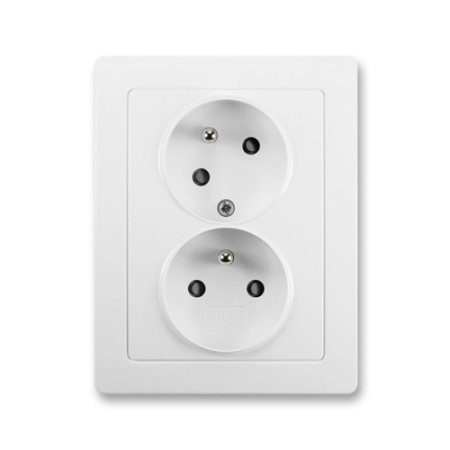 Zásuvka 230 V dvojnásobná kompletní ABB Swing L jasně bílá