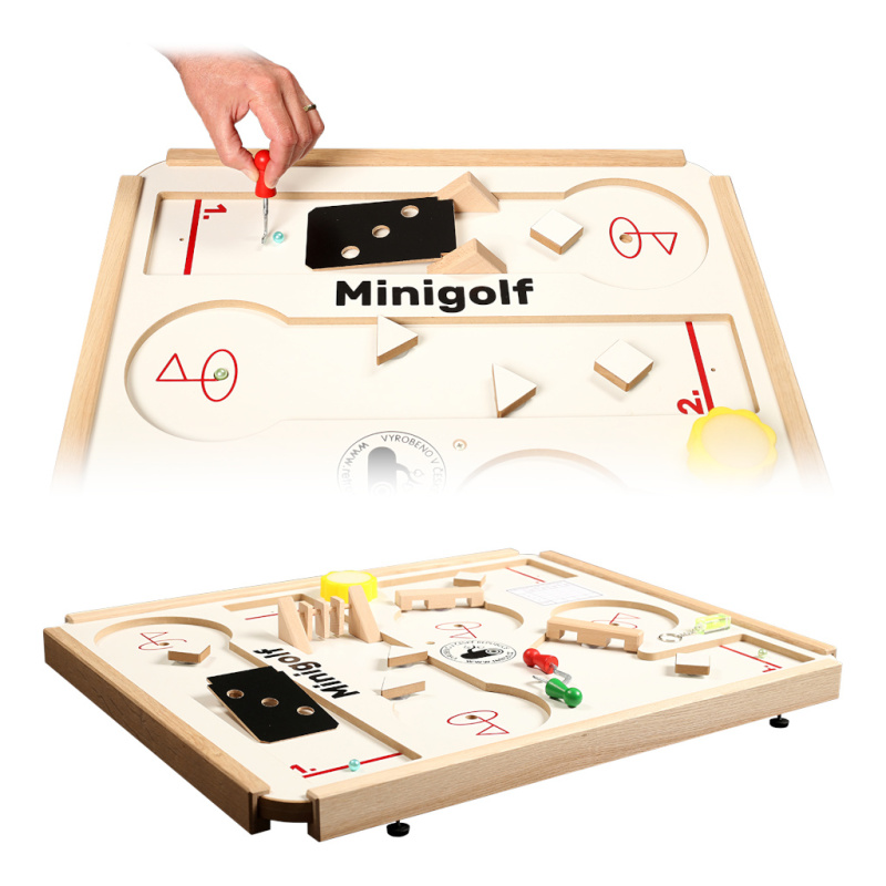 Stolní dřevěný minigolf