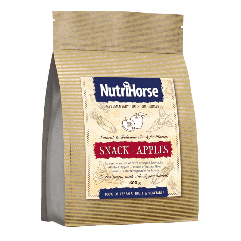 NUTRI HORSE Snack-Apple pamlskek pro koně 600 g