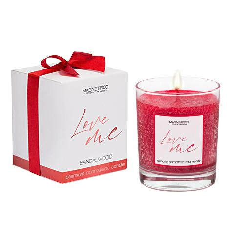 Afrodiziakální svíčka Love me Sandalwood - Valavani