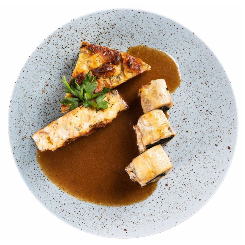 Kuřecí roláda se špenátem a jarní nádivkou od Honzy Bureše