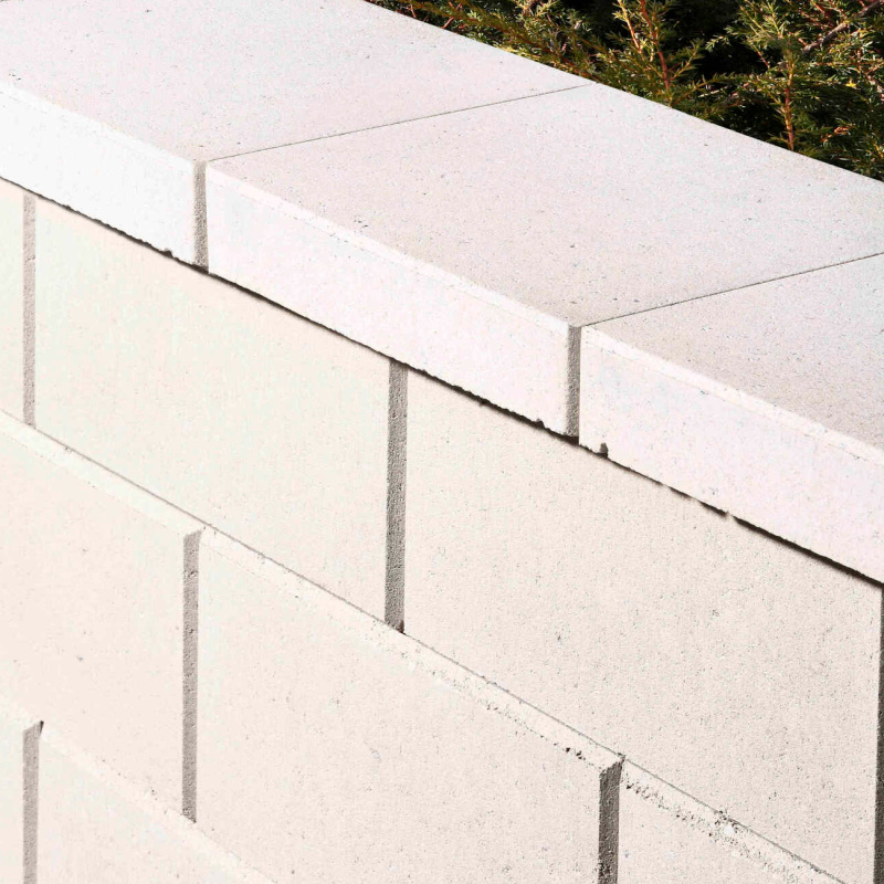Tvárnice plotová BEST LUNETA II bílá 200×400×200 mm