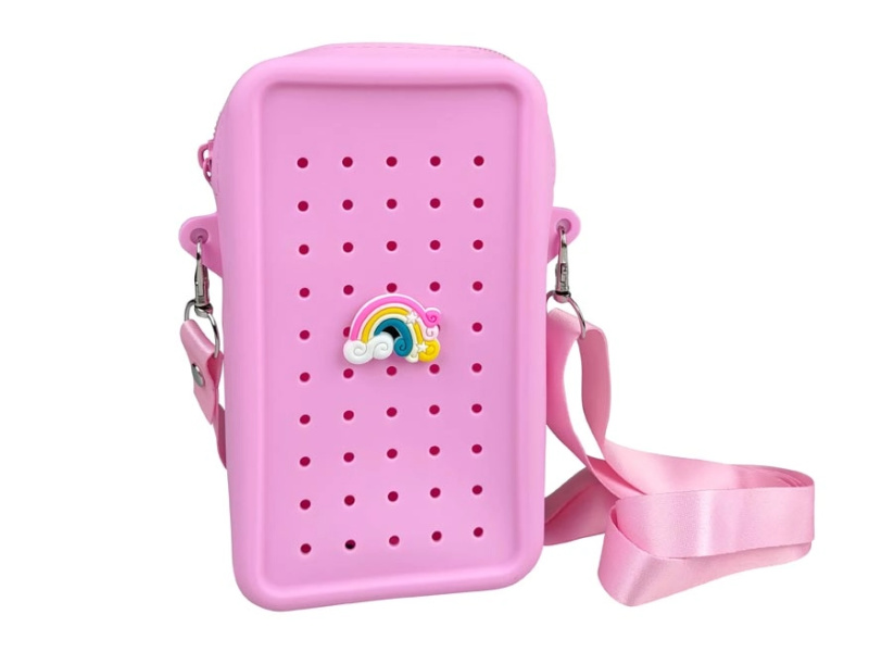 Gifty silikonová crossbody taštička růžová s ozdobným pinem