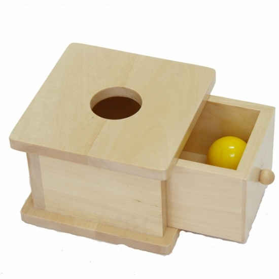 Box na vkládání míčku Montessori