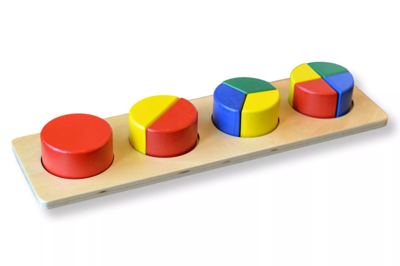 Různobarevné kruhové cihly Montessori