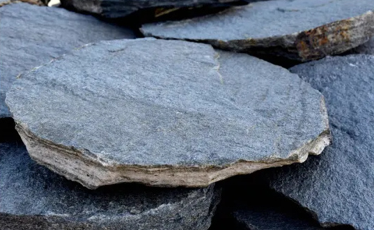 German Polygonální dlažba kvarcit Antiq / šedá Varianta: ivi1