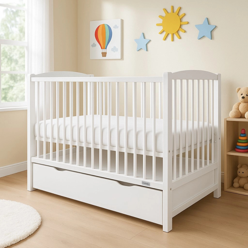 Dětská postýlka New Baby Lilly se stahovací bočnicí a šuplíkem bílá