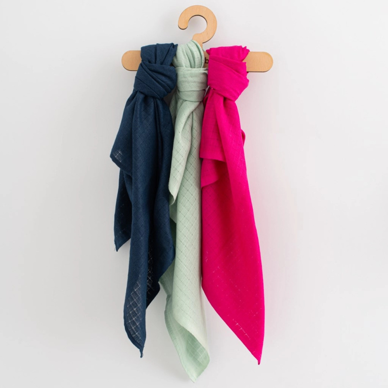 Bavlněné barevné pleny pro holčičky 70 × 80 cm, 3 ks New Baby