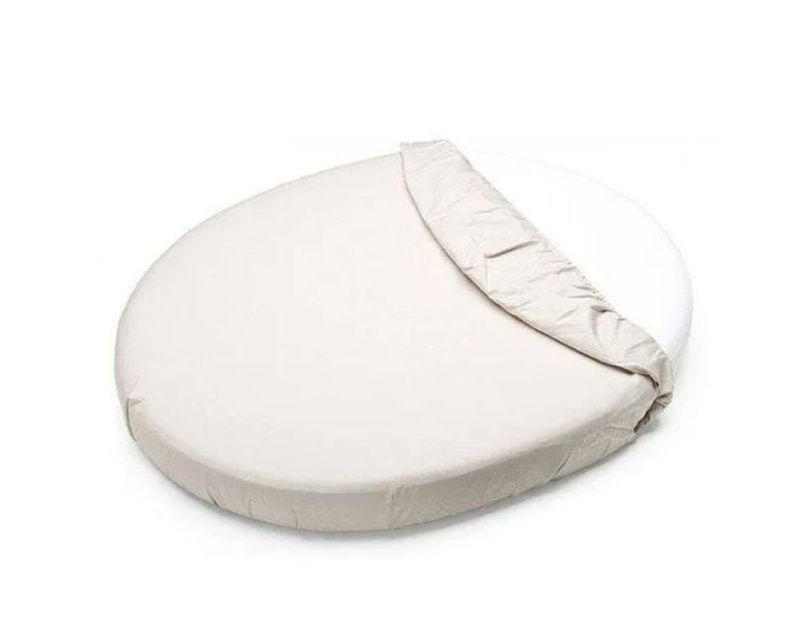 Petite&Mars Napínací prostěradlo nepromokavé do oválné postýlky 84 x 50 - White