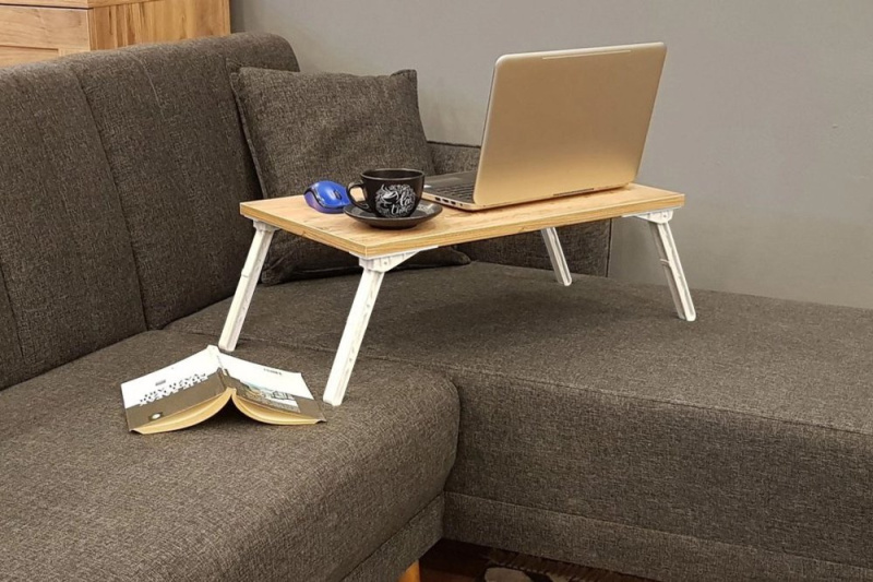 Stůl pro práci na notebooku vestoje Gusto - Atlantic