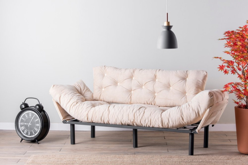 Trojmístná rozkládací pohovka Nitta Triple - Cream