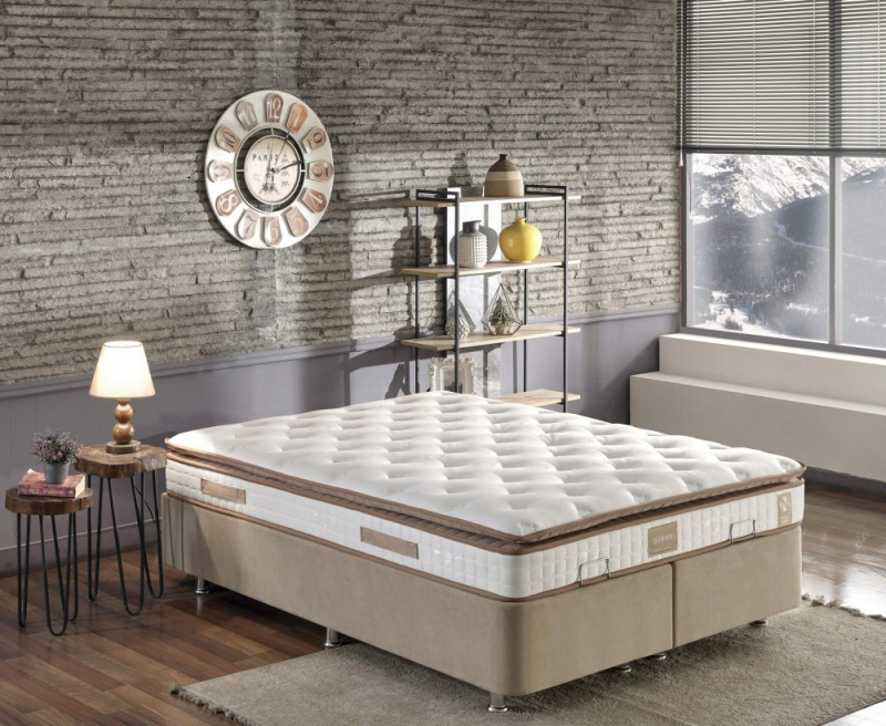 Mattress Queen 140x190 cm Double Size Padded Firm Mattress