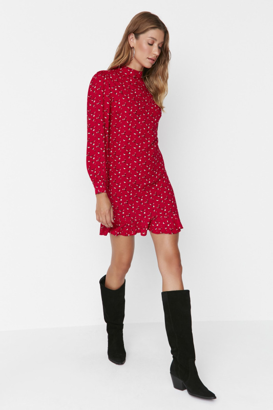 Trendyol červené volánkové mini tkané šaty s vysokým výstřihem