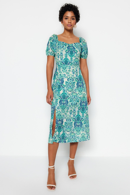 Trendyol zelené čtvercové rozparky se vzorem midi tkané šaty