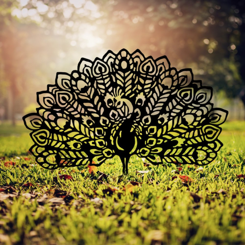 Zahradní dekorace Peacock 01