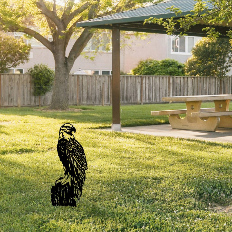 Zahradní dekorace Spy 01