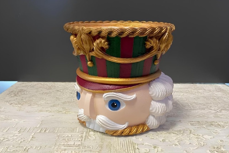 Dekorativní květinový stolek / truhlík CY0655