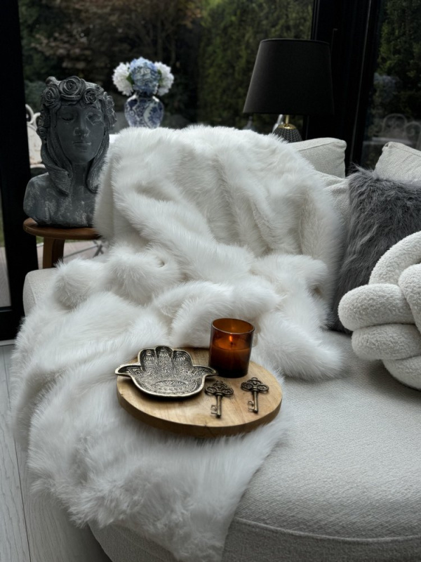 Přehoz na pohovku Lolita 200x75 - White