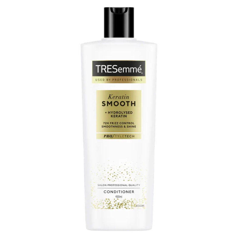 TRESemmé Keratin Smooth kondicionér pro nepoddajné a krepatějící se vlasy 400 ml