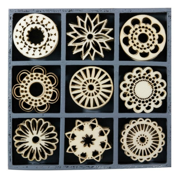 Ornamenty kruhy - mix dřevěných dekorací č.10
