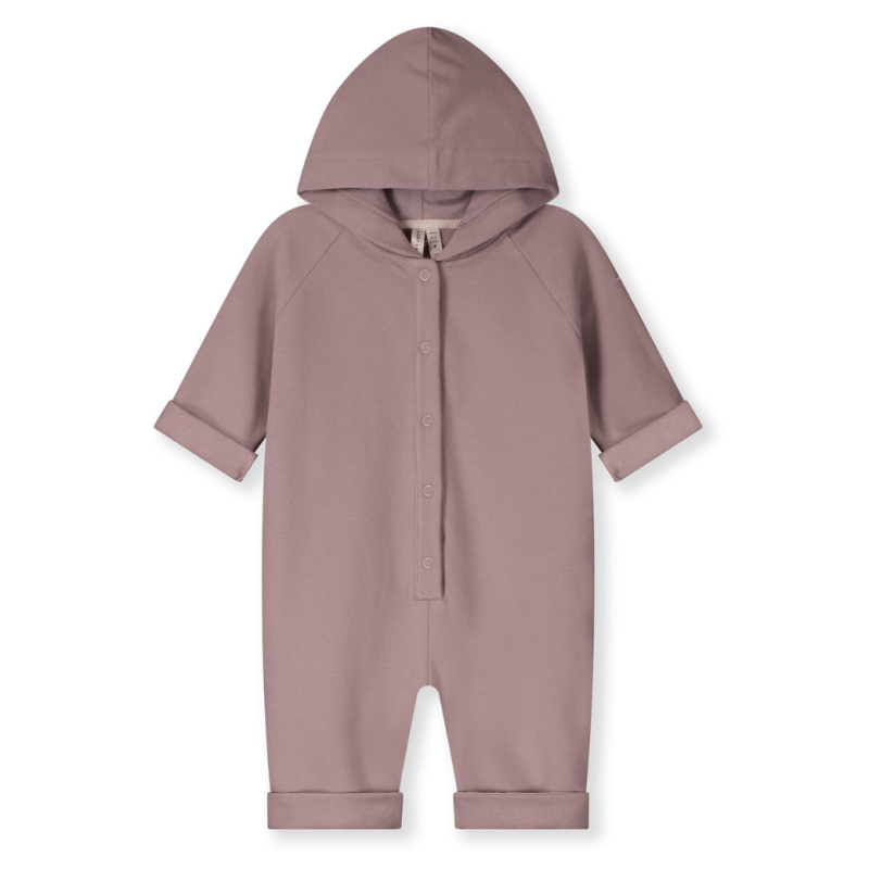 GRAY LABEL Overal pro miminka s kapucí GOTS - Berry Velikost: 6-9m