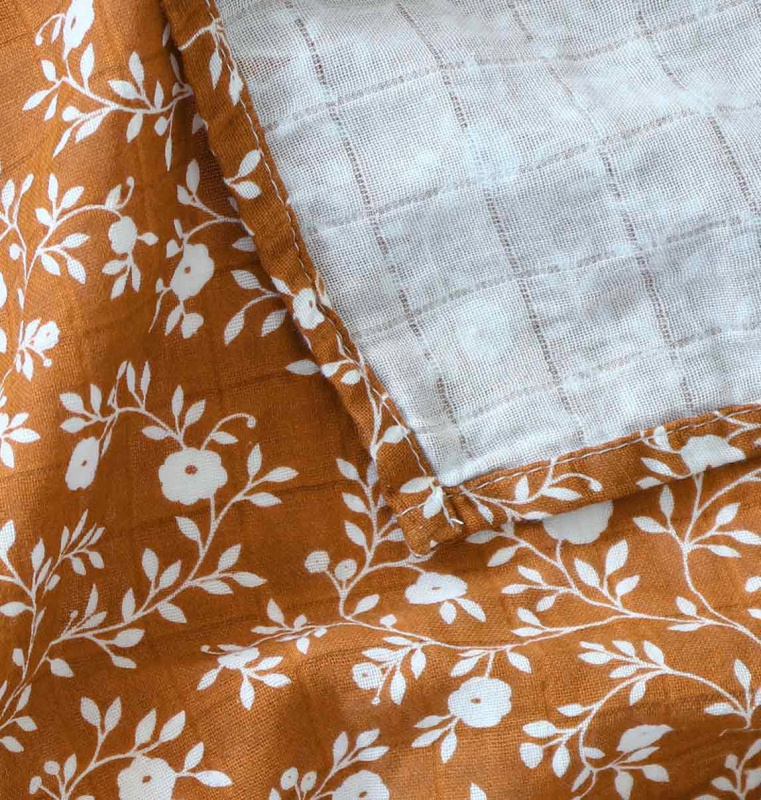 A Little Lovely Company Mušelínová osuška XL blossom caramel