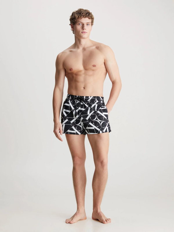 Pánské plavky KM0KM00968 0GK černobílé s potiskem - Calvin Klein XL