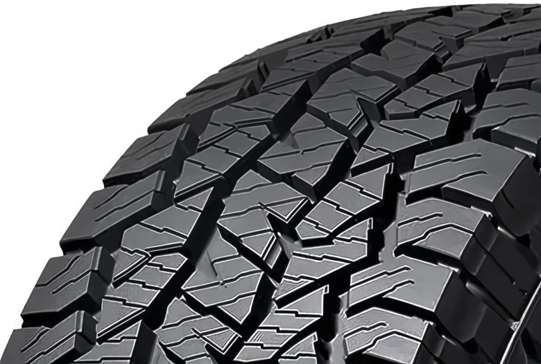 HANKOOK LT235/75R15*S DYNAPRO AT2 XTREME RF12 104/101S