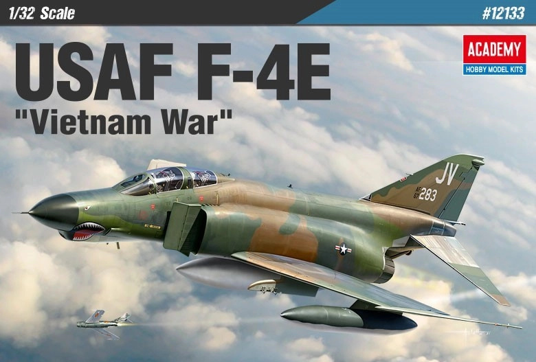 Academy USAF F 4E Vietnam War 1:32