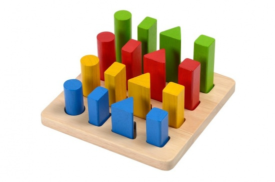 Třídění tvarů a velikostí Montessori