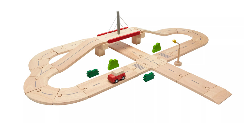 Dřevěná autodráha s mostem PlanToys