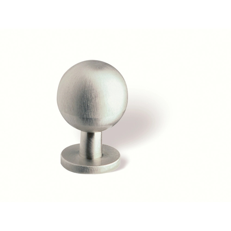 Knoflík 646 kov niklovaný 18 mm x 18 mm x 27 mm