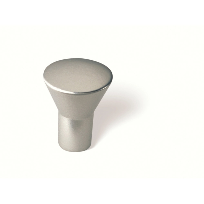 Knoflík 819 kov poniklovaný 16 mm x 16 mm x 20,5 mm