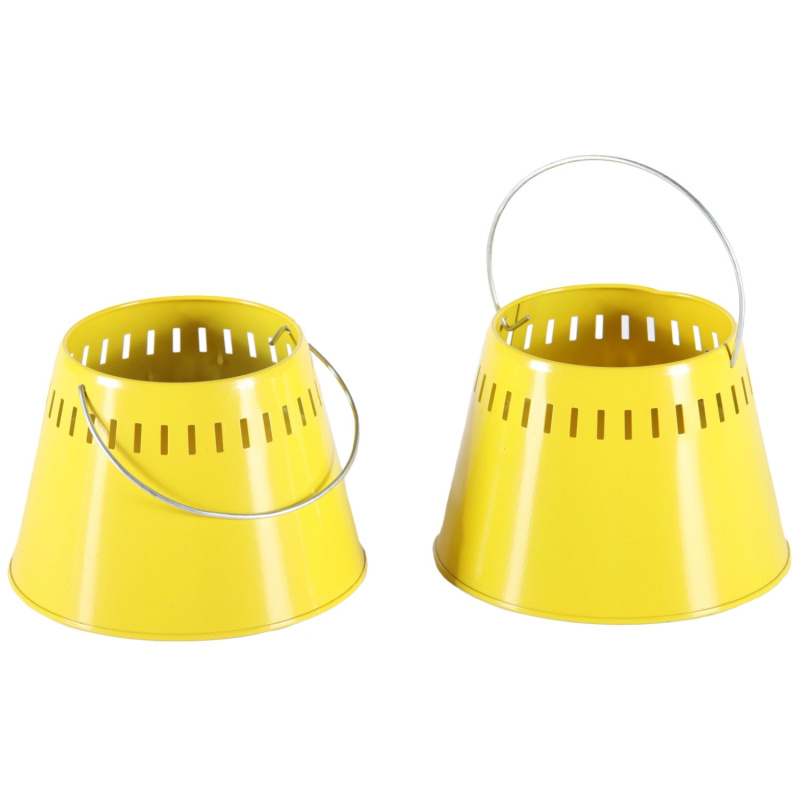 FlowerPower Svíčka Cedro, kovový kbelík žlutý, 14,5 x 10 x 10 cm
