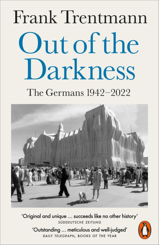 Out of the Darkness (The Germans, 1942-2022) - Frank Trentmann - kniha z kategorie Odborné a naučné