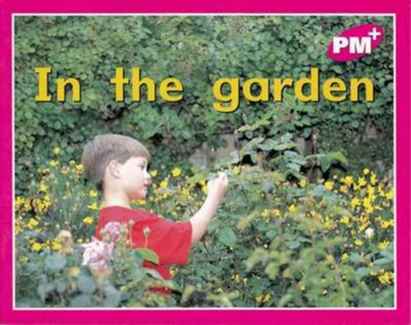In the garden - BEVERLEY RANDELL, ANNETTE SMITH, Jenny Giles