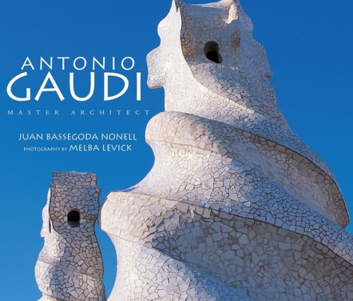 Abbeville Press Inc.,U.S. Antonio Gaudi - Nonell, Juan Bassegoda
