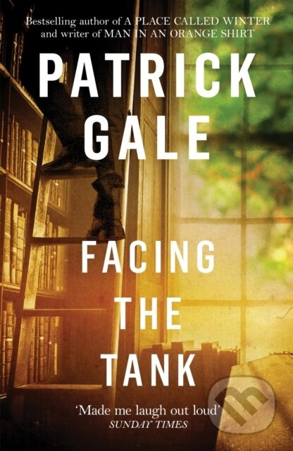 Facing the Tank (A carefully observed, comedic novel of cathedrals, clergy and genteel, country town living) - kniha z kategorie Společenská beletrie