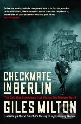 Checkmate in Berlin (The Cold War Showdown That Shaped the Modern World) - kniha z kategorie Historie