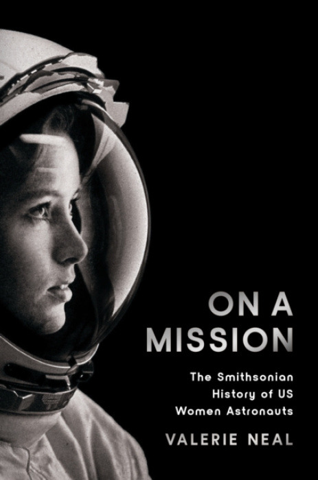 Smithsonian Books On a Mission - Neal, Valerie (Valerie Neal)