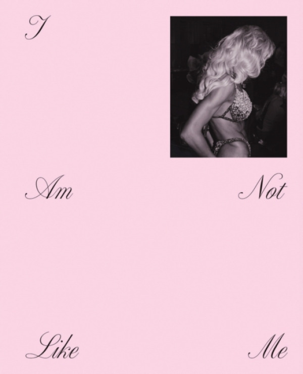 Kerber Verlag I Am Not Like Me. Versions of Becoming