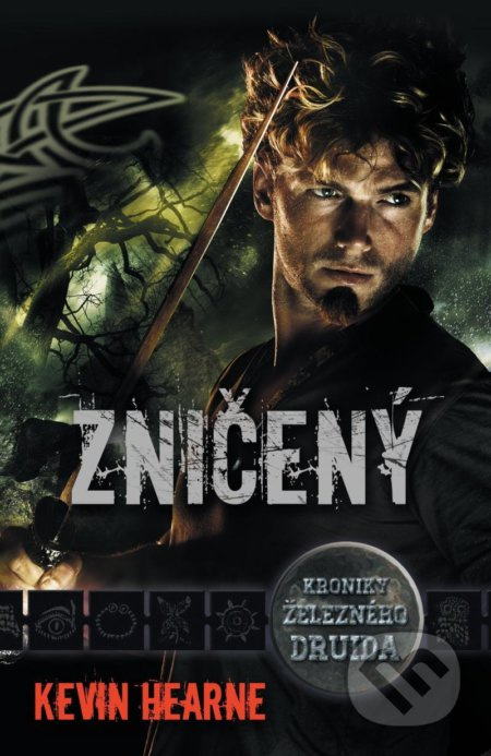 Zničený - Kevin Hearne