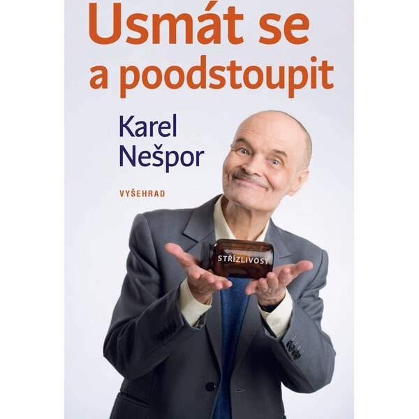 Usmát se a poodstoupit